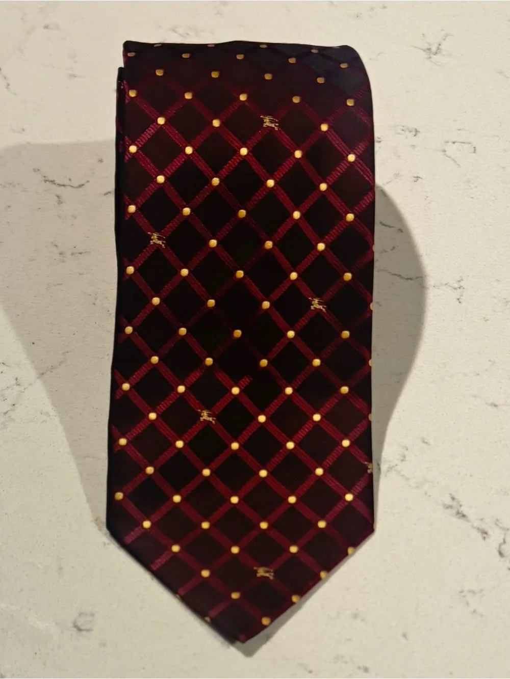 Burberry Red Gold Diamond Geometric Pattern Silk Necktie 57” Made in Italy